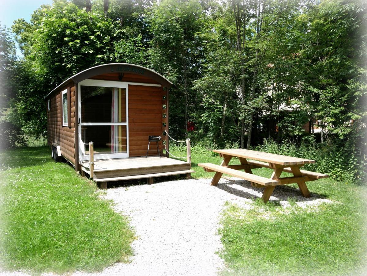 Roulottes Gites - Auberge De La Riviere Foncine-le-Haut Eksteriør billede