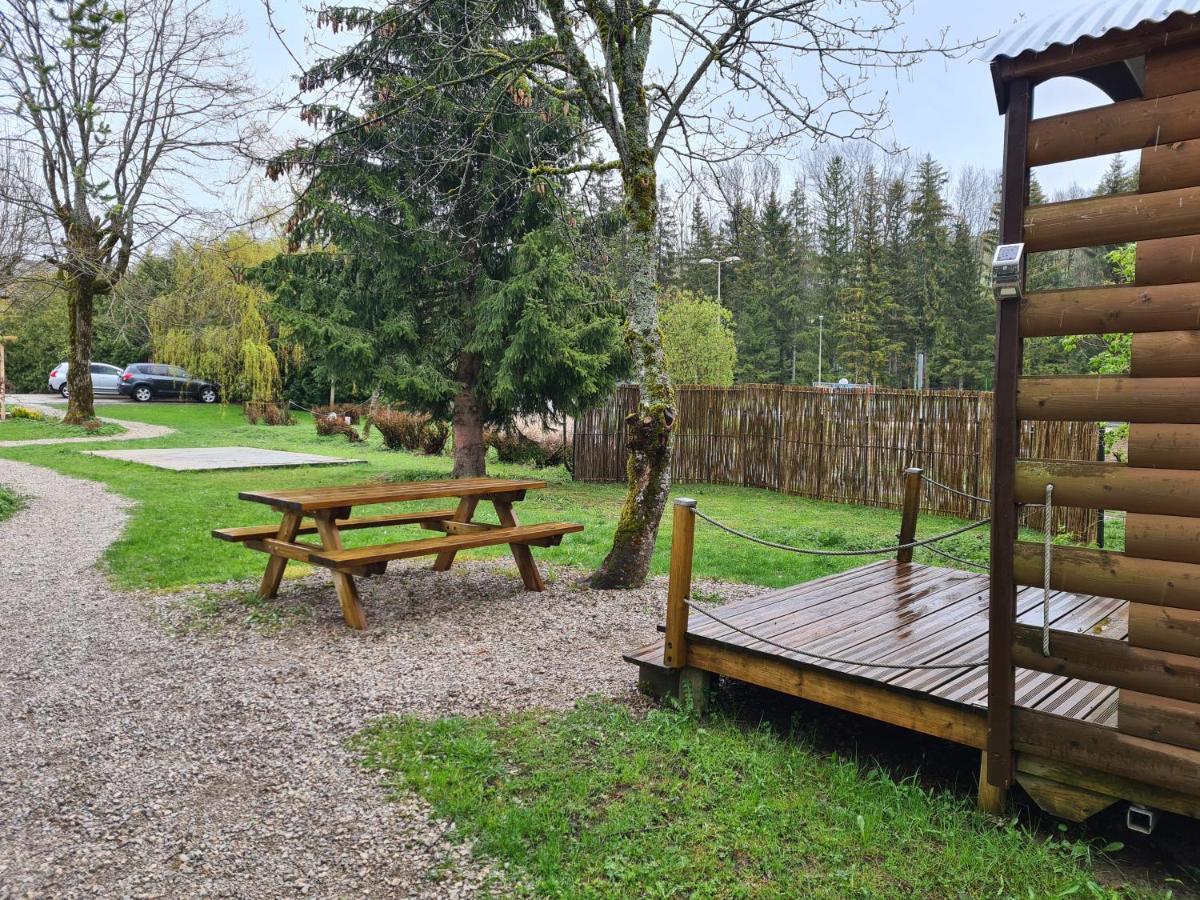 Roulottes Gites - Auberge De La Riviere Foncine-le-Haut Eksteriør billede
